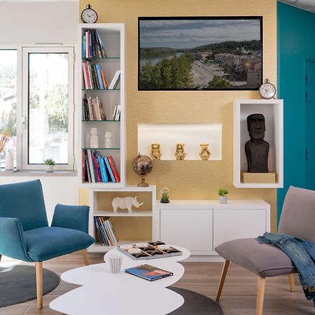 Kyriad Hotel Lyon Живор Екстериор снимка