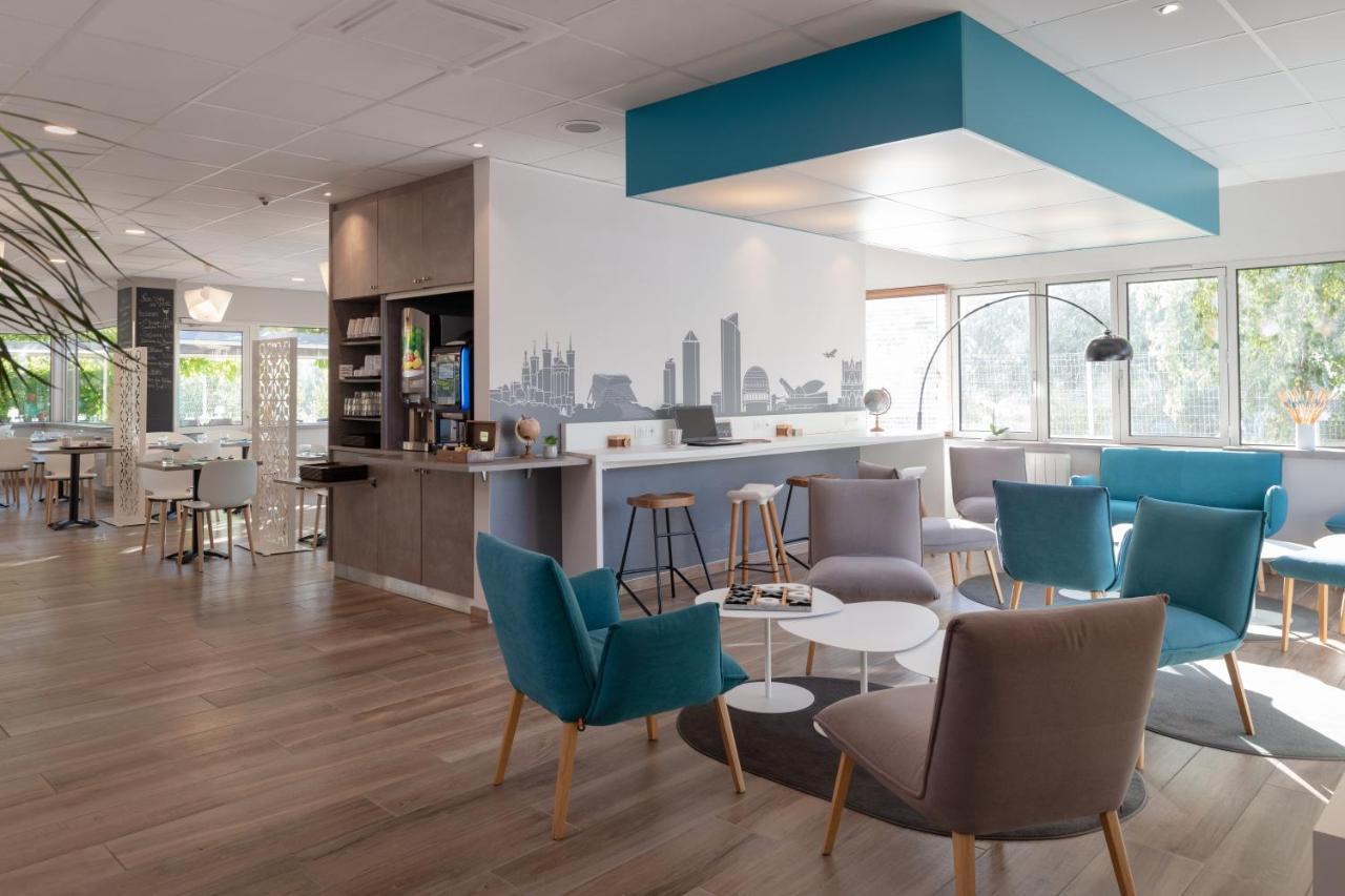 Kyriad Hotel Lyon Живор Екстериор снимка